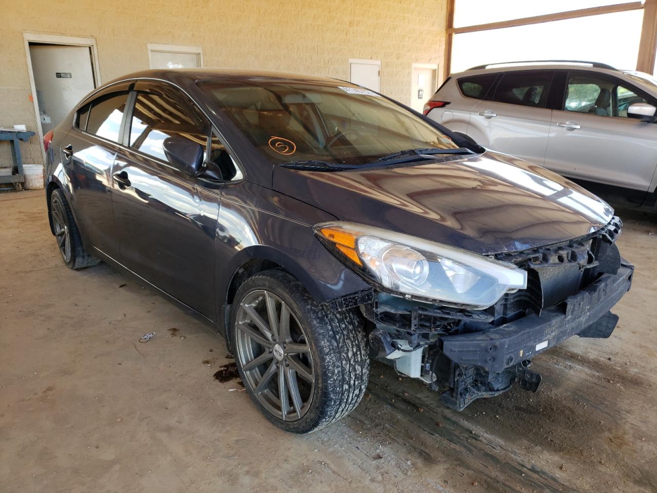 KIA FORTE LX 2016 with VIN KNAFK4A68G5579506 - Photo from auction