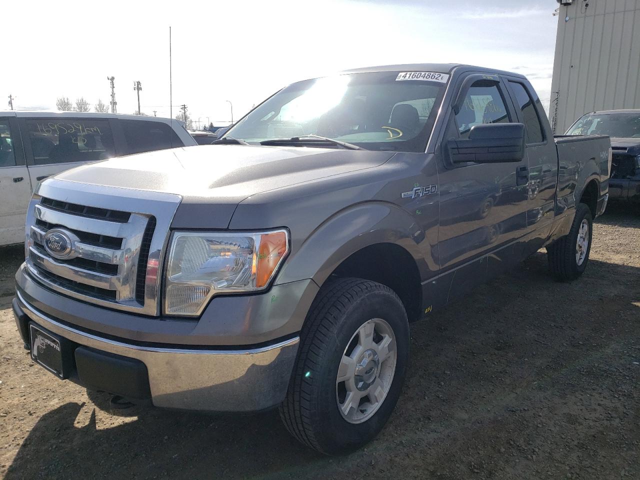 Photo 2 from auction – 2011 FORD F150 SUPER with VIN 1FTEX1EMXBFD17318