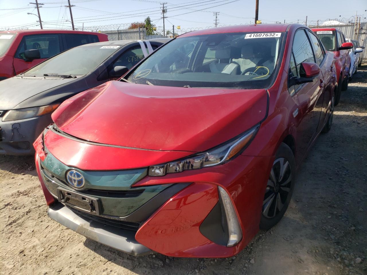 Photo 2 from auction – 2017 TOYOTA PRIUS PRIM with VIN JTDKARFP8H3065736