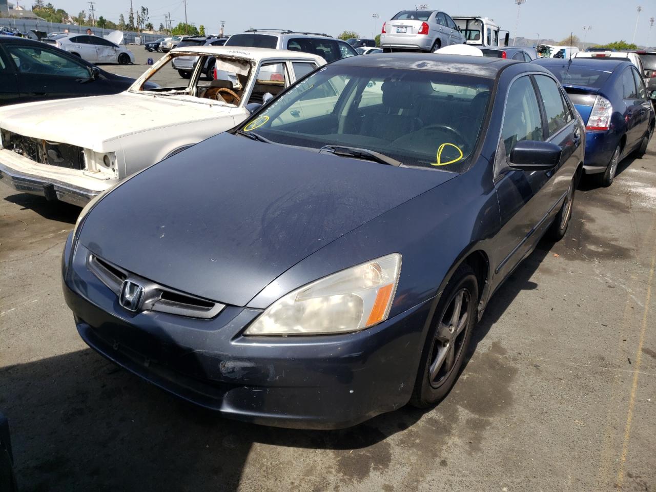 Photo 2 from auction – 2004 HONDA ACCORD EX with VIN JHMCM56804C004113