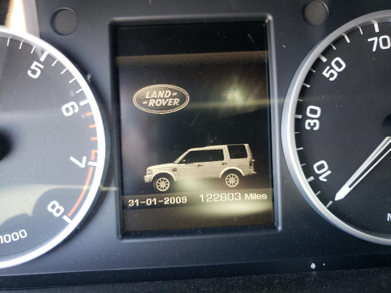 Photo 8 from auction – 2011 LAND ROVER LR4 HSE with VIN SALAG2D41BA555067