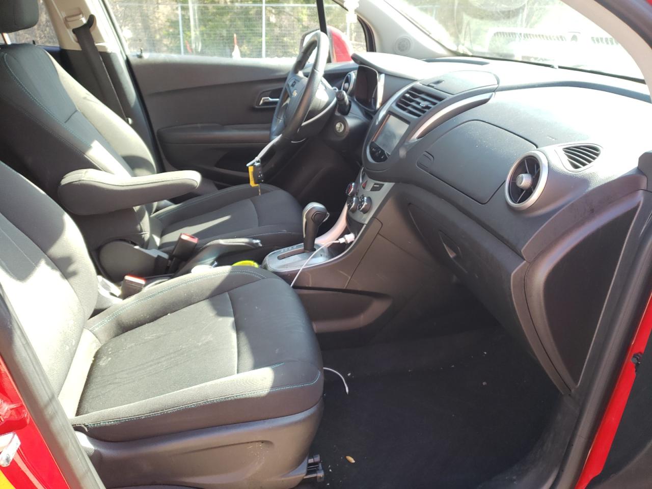 Photo 5 from auction – 2015 CHEVROLET TRAX 1LT with VIN KL7CJRSB9FB193854
