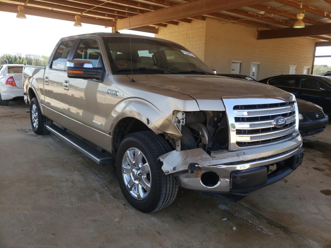 FORD F150 SUPER 2013 مع رقم تعريف المركبة 1FTFW1CT3DFD45062 - صورة من المزاد