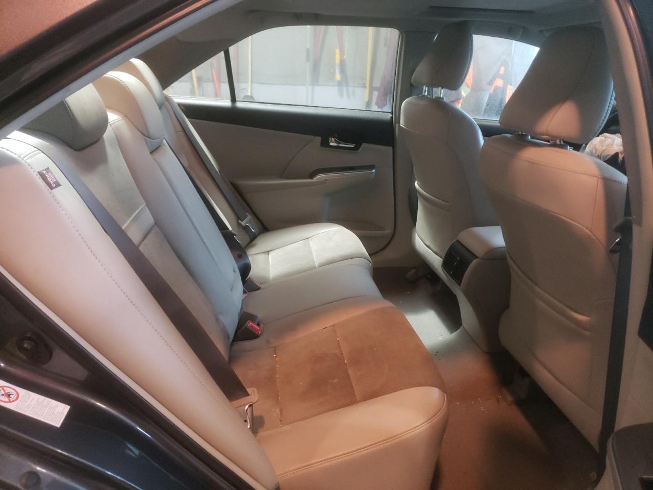 Photo 6 from auction – 2014 TOYOTA CAMRY HYBR with VIN 4T1BD1FK0EU137432