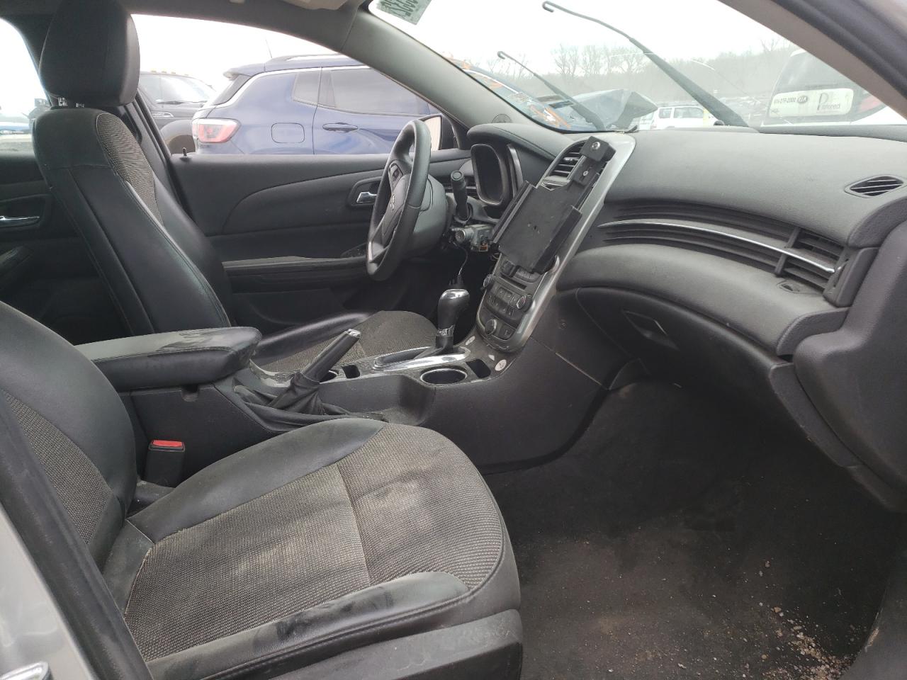 Photo 5 from auction – 2016 CHEVROLET MALIBU LIM with VIN 1G11C5SA3GF160033