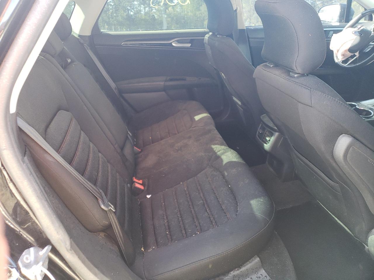 Photo 6 from auction – 2016 FORD FUSION SE with VIN 3FA6P0H7XGR128334