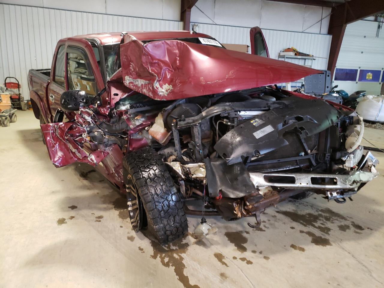 GMC NEW SIERRA 2004 with VIN 2GTEK13T141324192 - Photo from auction