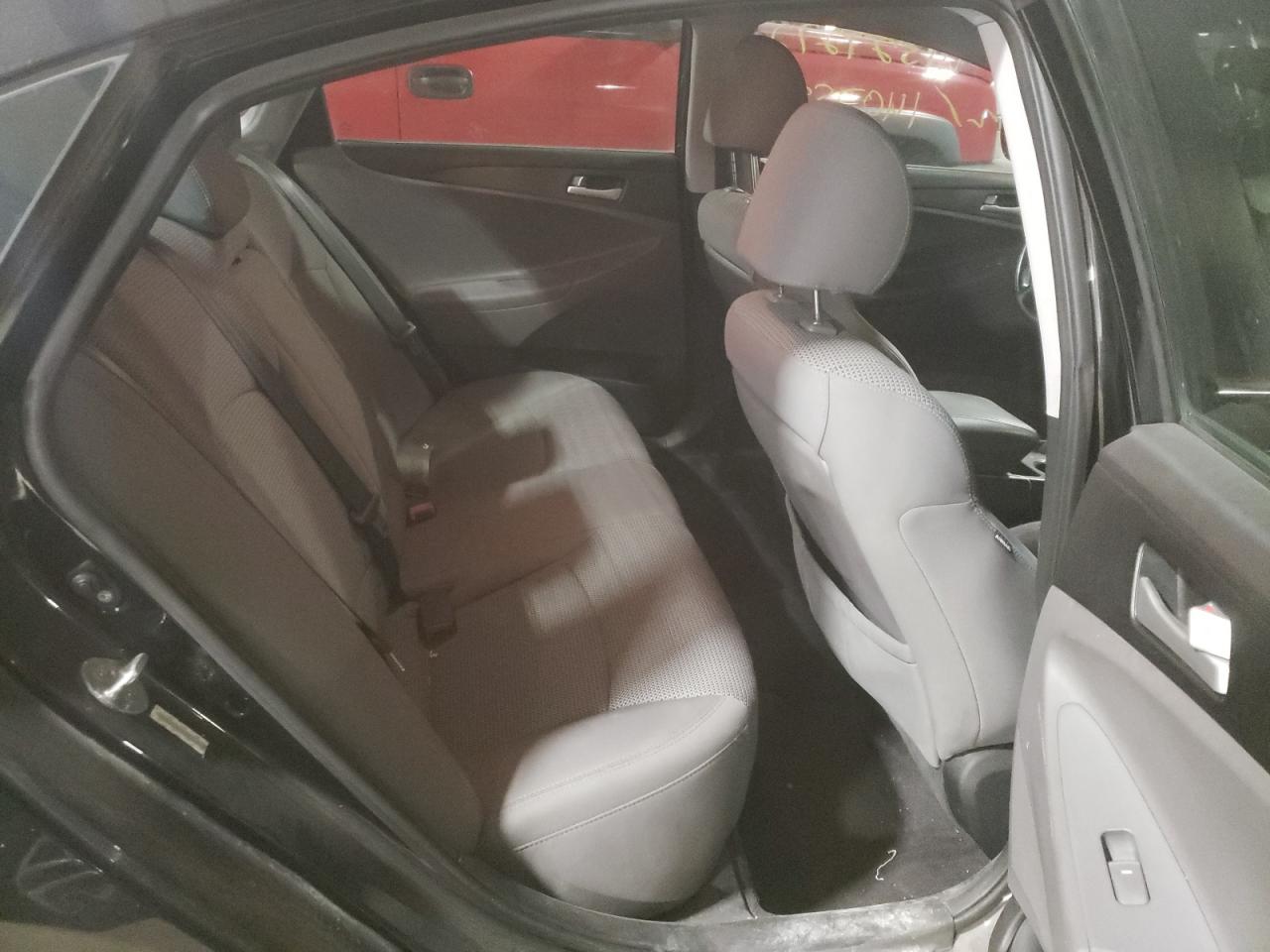 Photo 6 from auction – 2011 HYUNDAI SONATA GLS with VIN 5NPEB4AC0BH161258