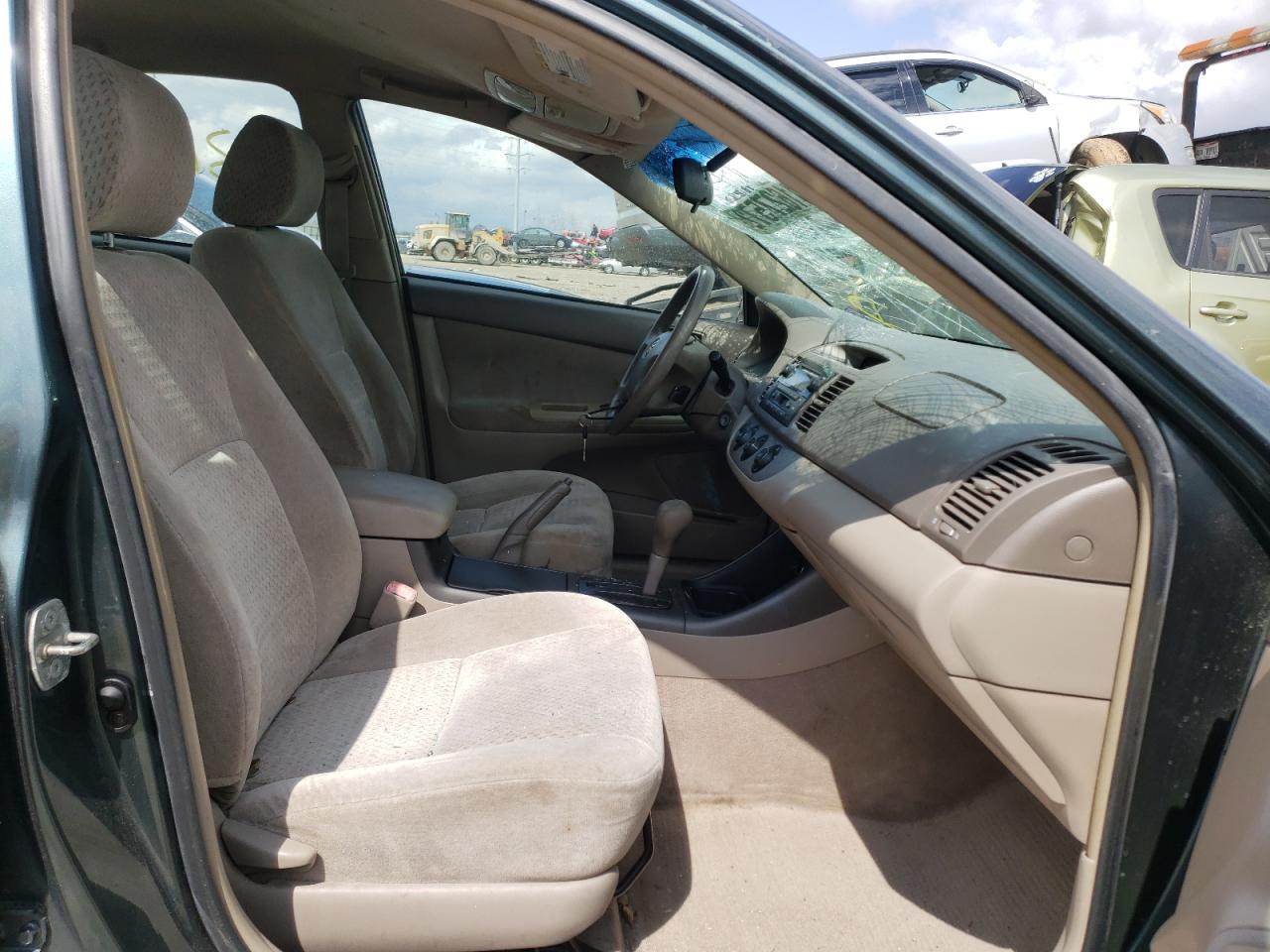 Photo 5 from auction – 2004 TOYOTA CAMRY LE with VIN 4T1BE32K64U338457