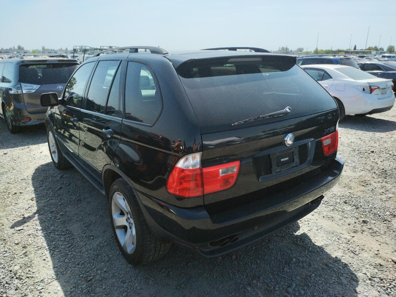 Photo 3 from auction – 2006 BMW X5 with VIN 5UXFB53506LV27048