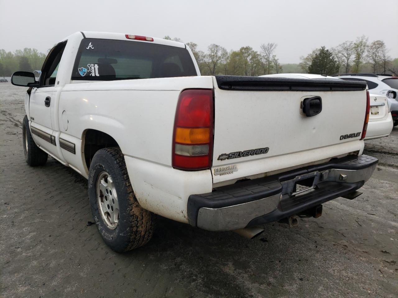 Photo 3 from auction – 2000 CHEVROLET SILVERADO with VIN 1GCEC14T9YZ283769