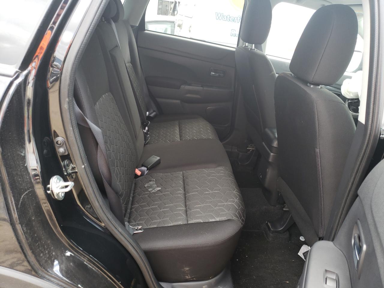 Photo 6 from auction – 2022 MITSUBISHI OUTLANDER with VIN JA4APUAU5NU002510