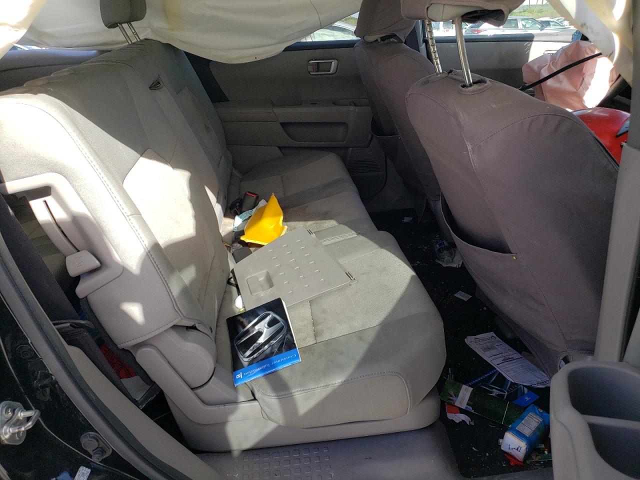 Photo 6 from auction – 2010 HONDA PILOT LX with VIN 5FNYF3H21AB007308