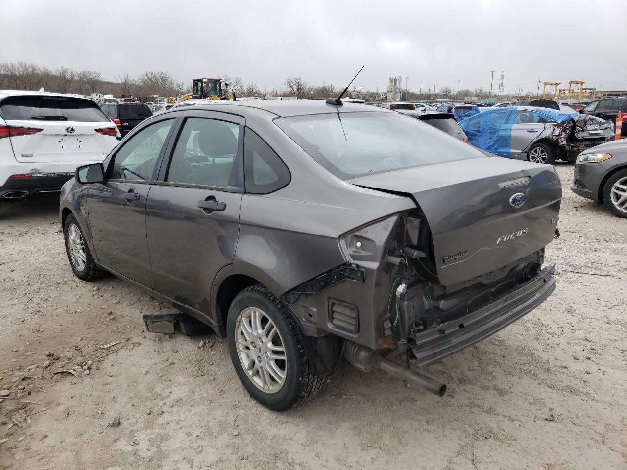 Photo 3 from auction – 2010 FORD FOCUS SE with VIN 1FAHP3FN7AW141865