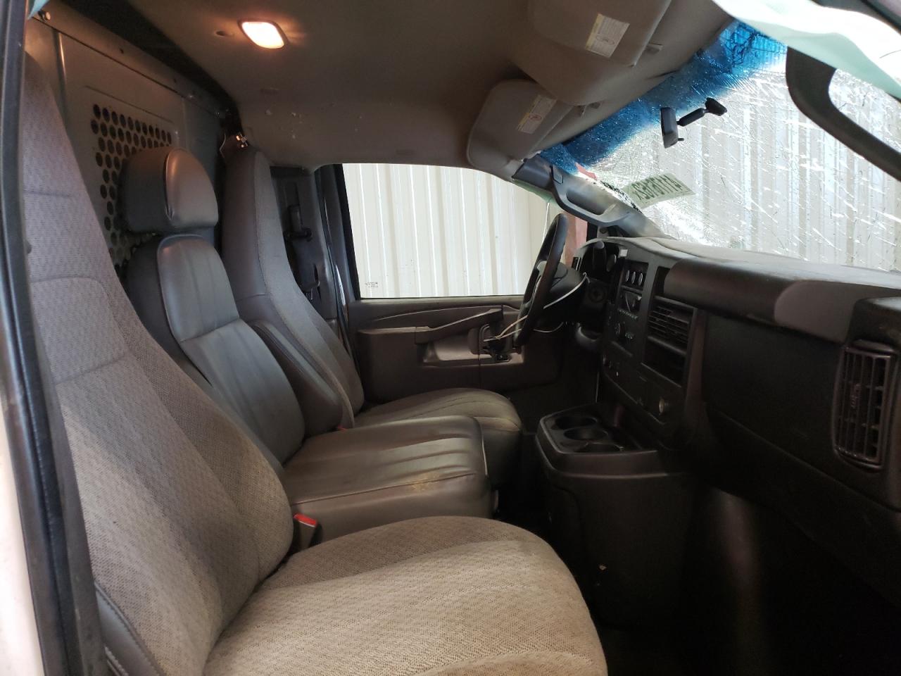 Photo 5 from auction – 2016 GMC SAVANA G25 with VIN 1GTW7AFF5G1168566