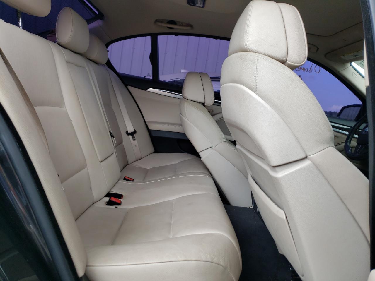 Photo 6 from auction – 2011 BMW 550 I with VIN WBAFR9C52BC270597