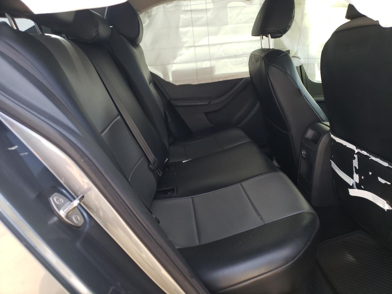 Photo 6 from auction – 2017 VOLKSWAGEN JETTA S with VIN 3VW2B7AJXHM357498