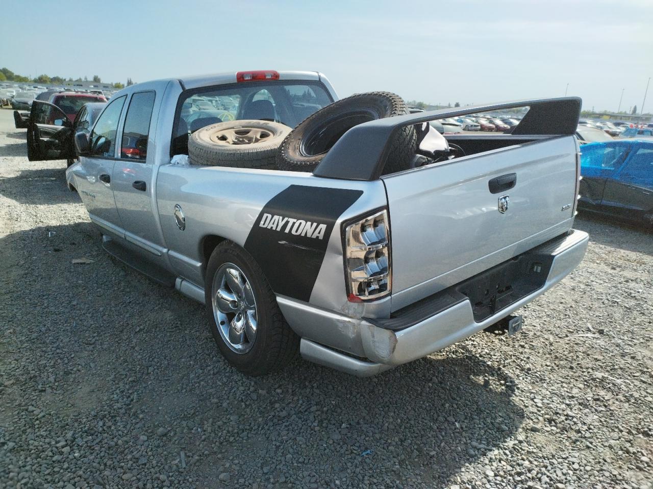 Photo 3 from auction – 2005 DODGE RAM 1500 S with VIN 1D7HA18D55J603563