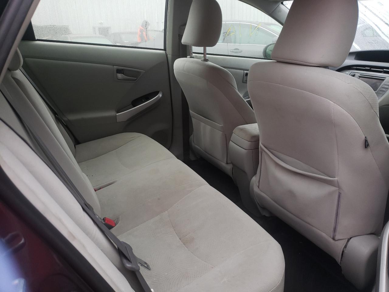 Photo 6 from auction – 2012 TOYOTA PRIUS with VIN JTDKN3DU3C5510150