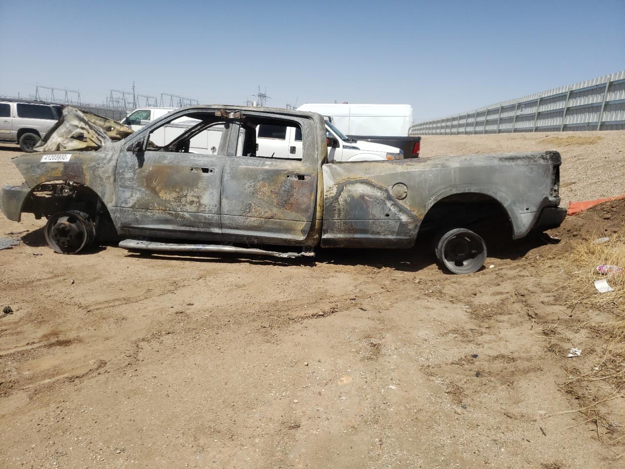 Photo 10 from auction – 2015 RAM 3500 ST with VIN 3C63RRGL2FG653142