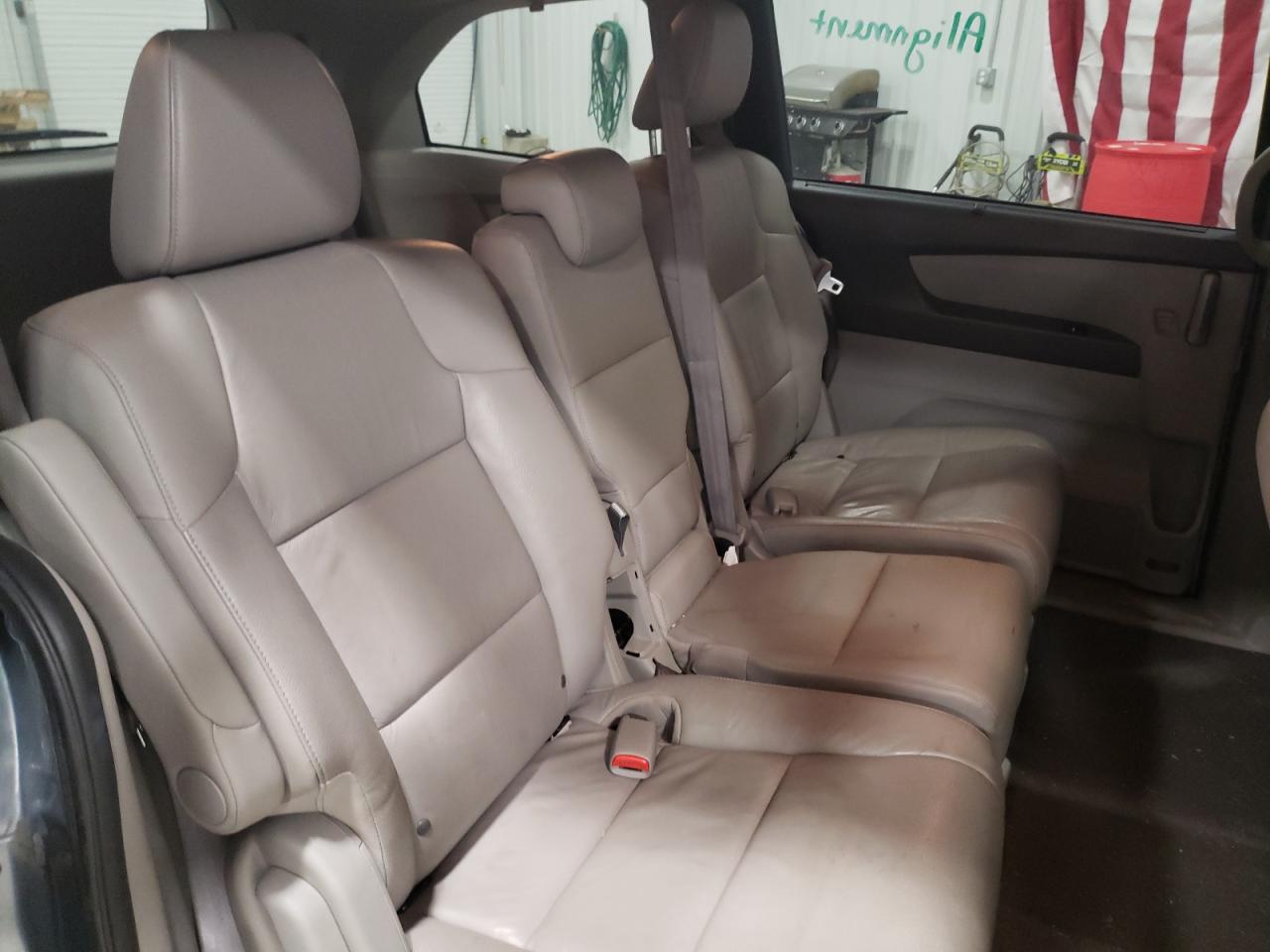 Photo 6 from auction – 2011 HONDA ODYSSEY EX with VIN 5FNRL5H6XBB089696