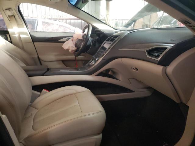 Photo 5 from auction – 2017 LINCOLN MKZ RESERV with VIN 3LN6L5E91HR635094