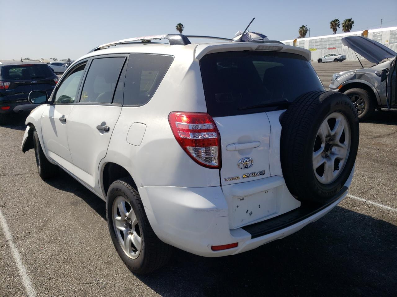 Photo 3 from auction – 2010 TOYOTA RAV4 with VIN JTMKF4DV4A5018686