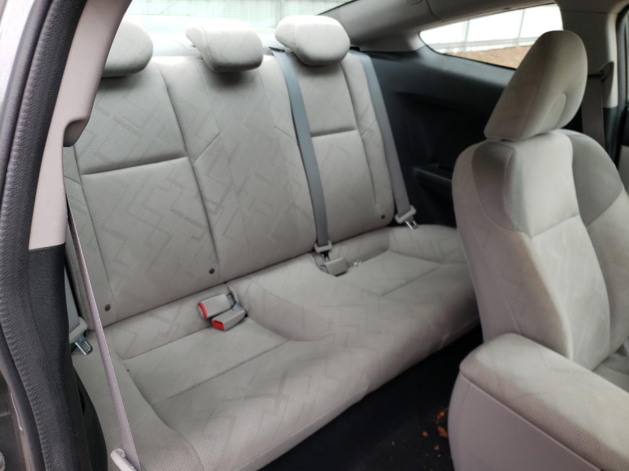 Photo 6 from auction – 2012 HONDA CIVIC LX with VIN 2HGFG3B56CH556542