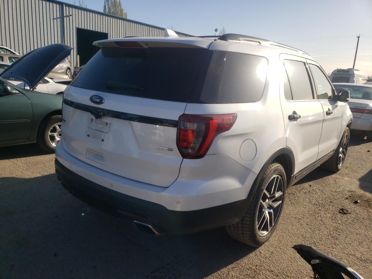 Photo 4 from auction – 2016 FORD EXPLORER S with VIN 1FM5K8GT1GGC60001