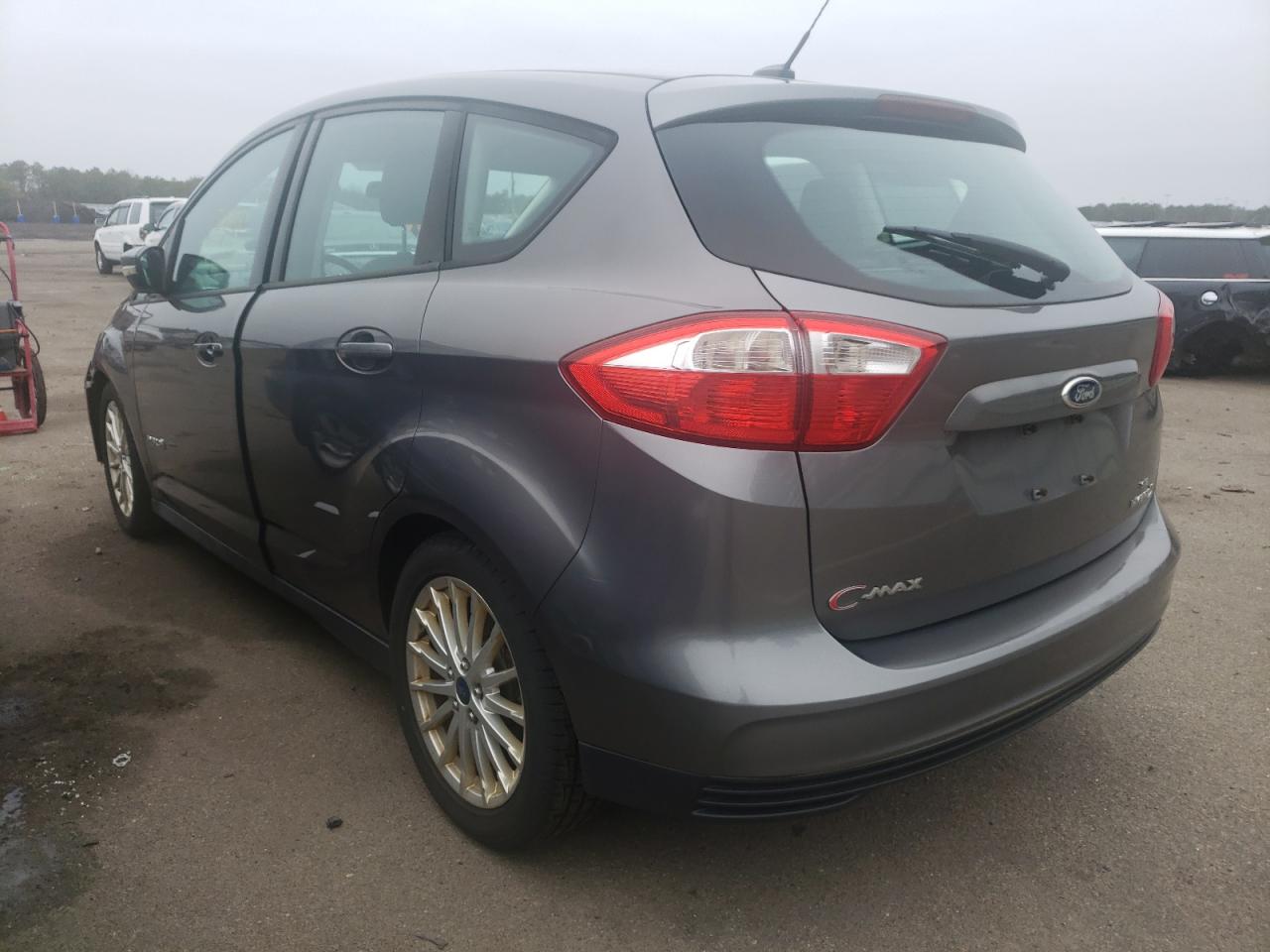 Photo 3 from auction – 2013 FORD C-MAX SE with VIN 1FADP5AU1DL532508