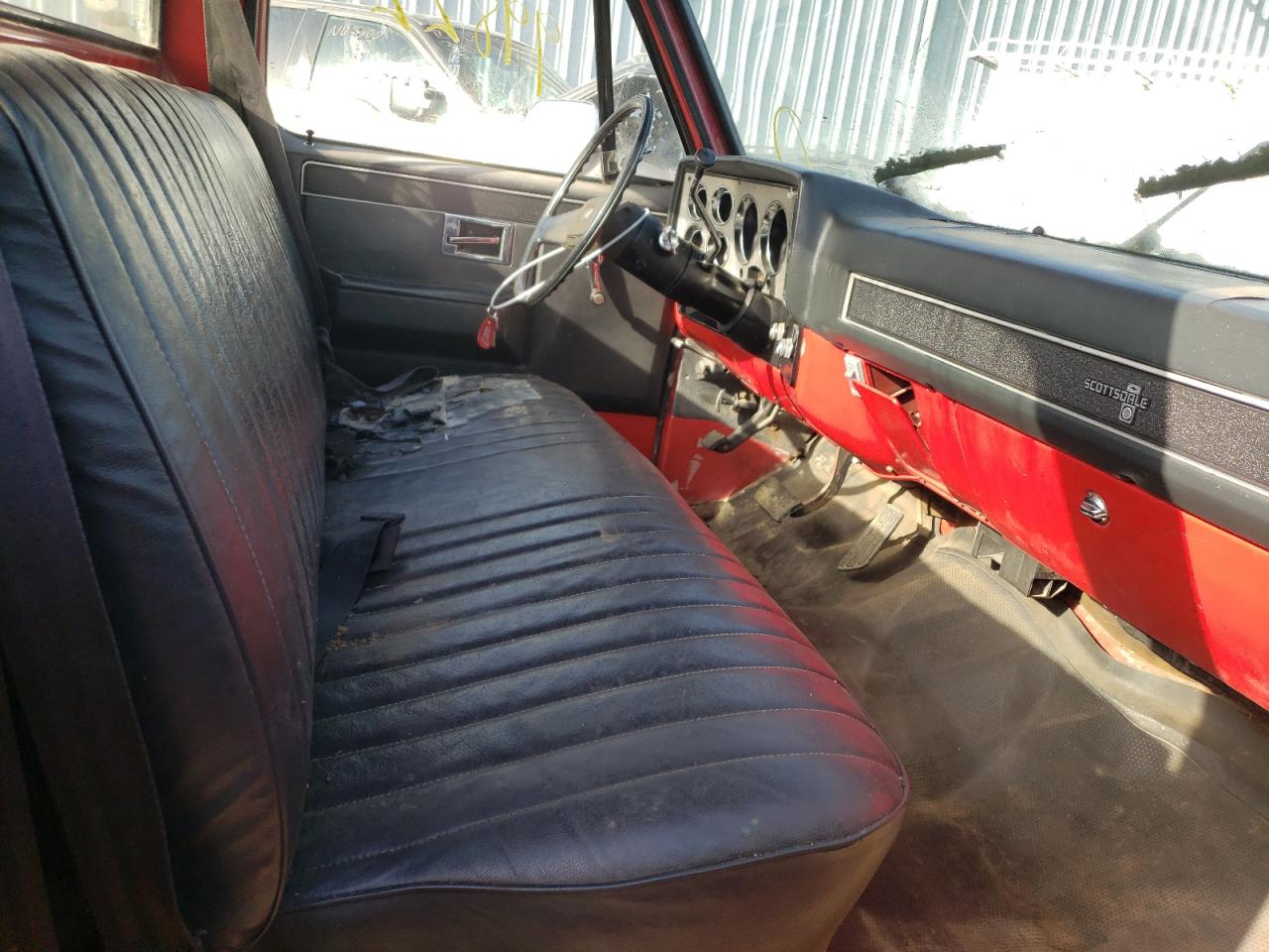Photo 5 from auction – 1984 CHEVROLET C20 with VIN 2GCEC24H1E1230294