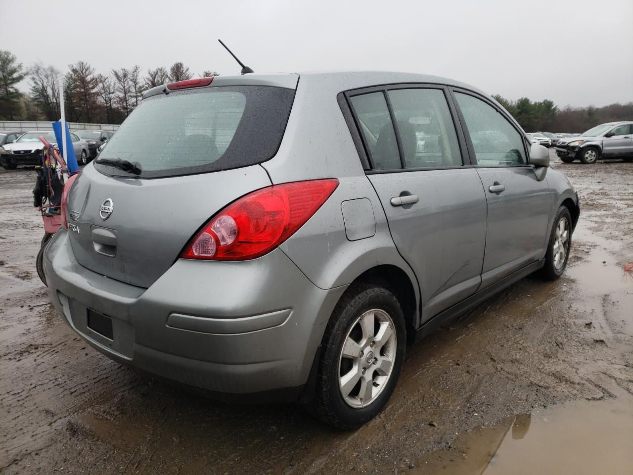 Photo 4 from auction – 2009 NISSAN VERSA S with VIN 3N1BC13E79L464015