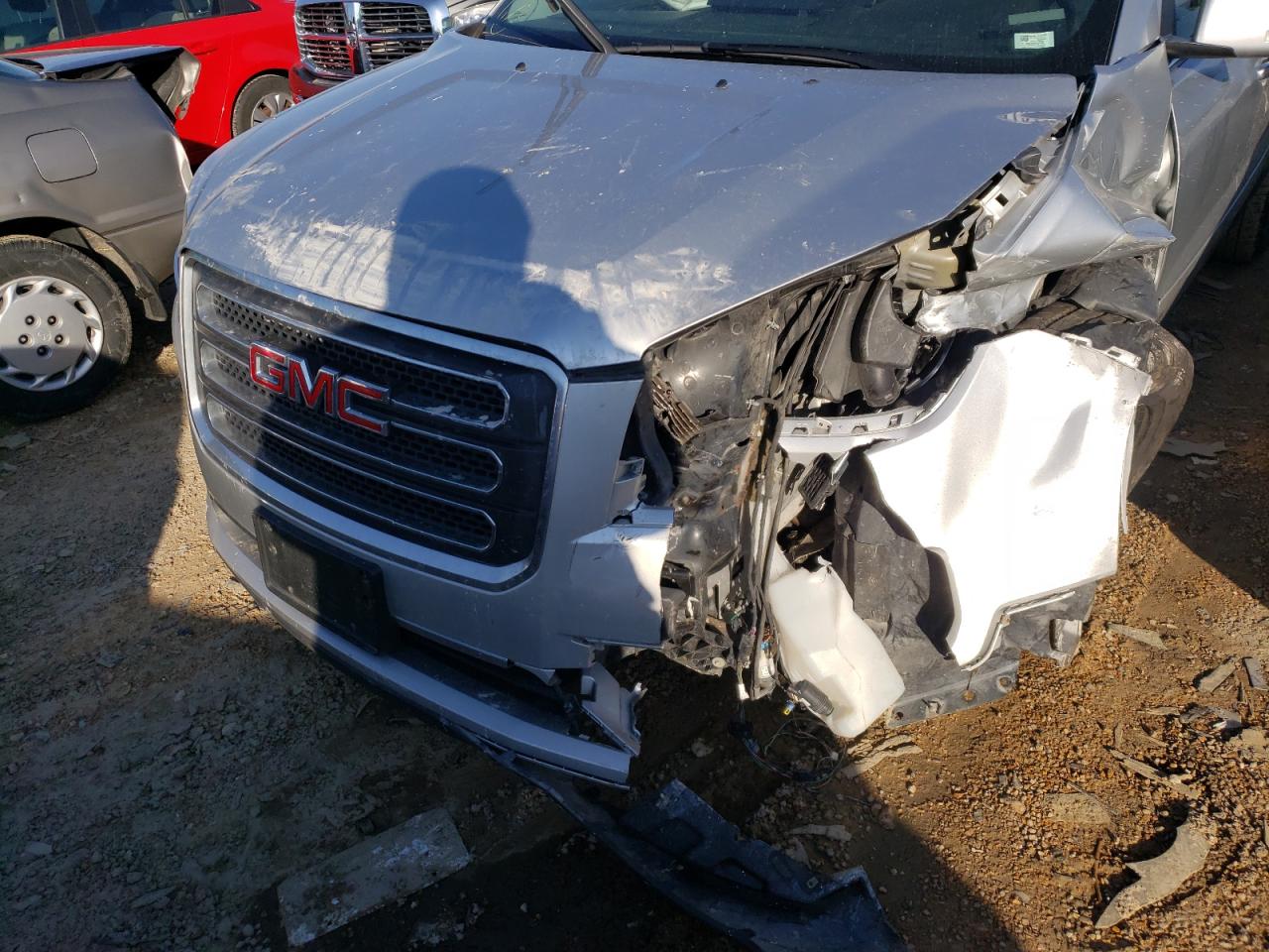 Photo 9 from auction – 2015 GMC ACADIA SLT with VIN 1GKKVRKDXFJ214161