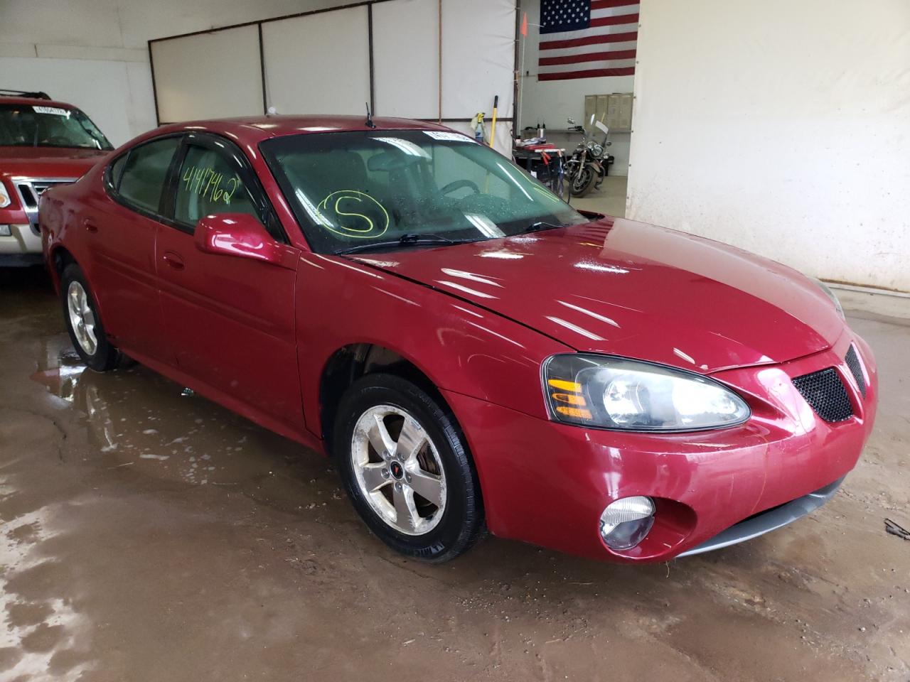 PONTIAC GRAND PRIX 2005 with VIN 2G2WP522X51295352 - Photo from auction