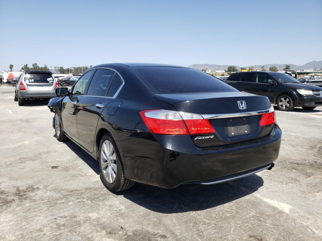 Photo 3 from auction – 2014 HONDA ACCORD EX with VIN 1HGCR2F72EA150875