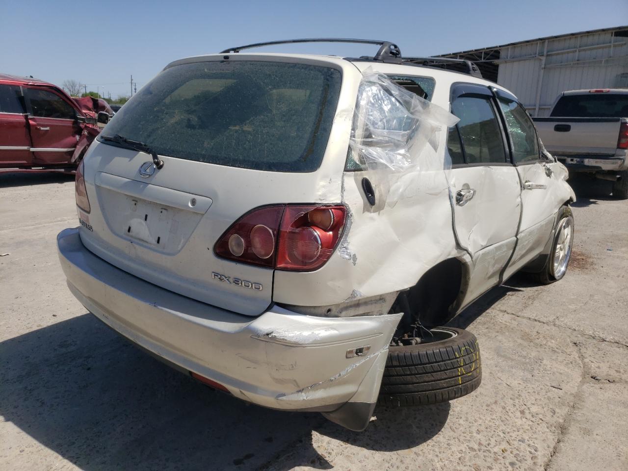 Photo 4 from auction – 1999 LEXUS RX 300 with VIN JT6GF10U8X0025316