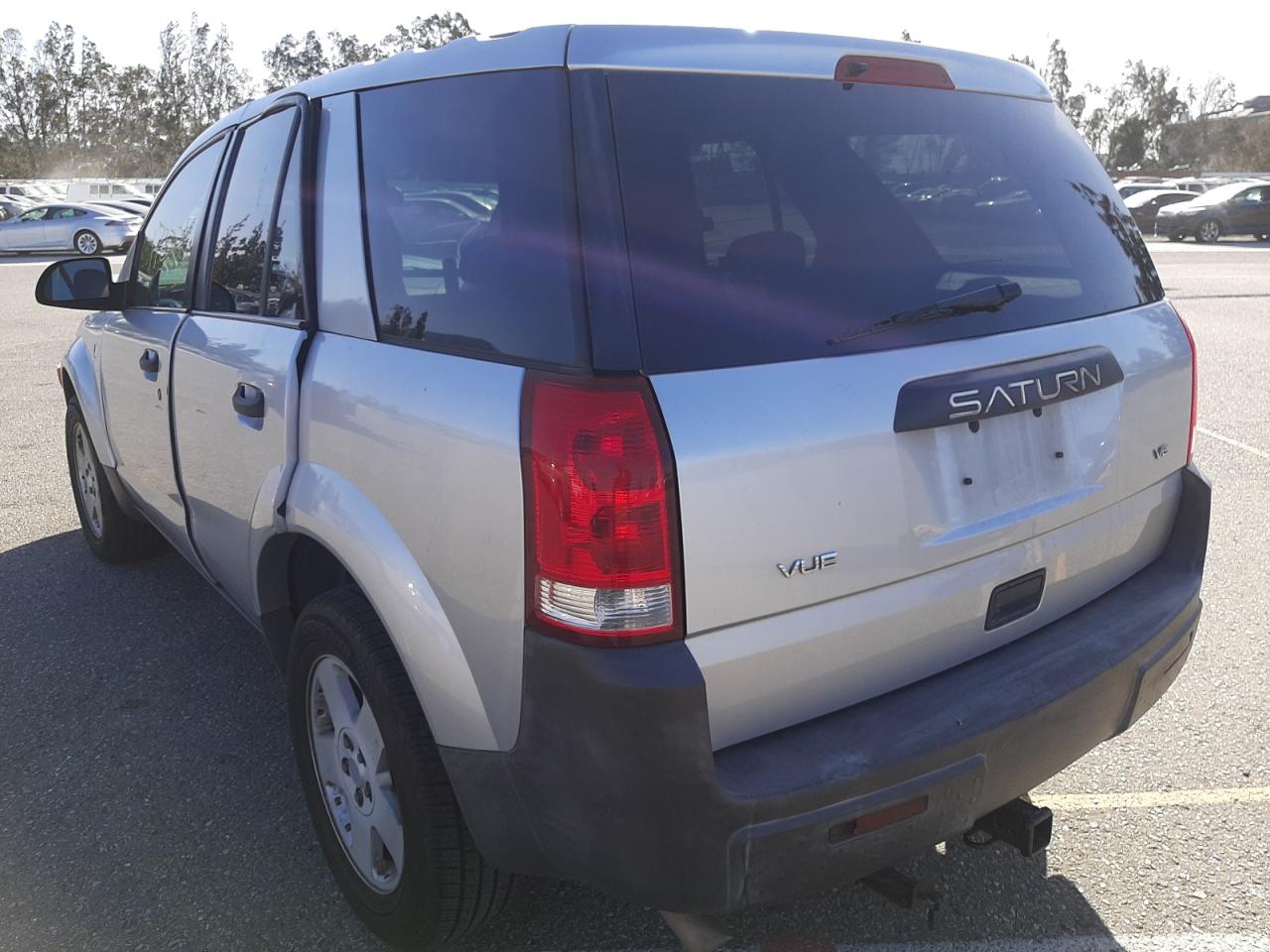Photo 3 from auction – 2004 SATURN VUE with VIN 5GZCZ53484S897916