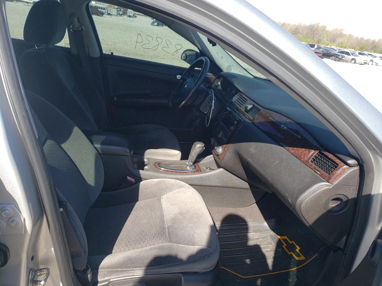 Photo 5 from auction – 2014 CHEVROLET IMPALA LIM with VIN 2G1WB5E36E1146931