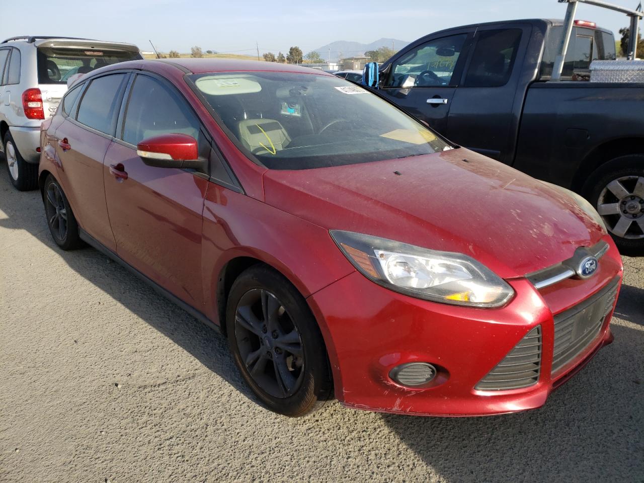 FORD FOCUS SE 2014 with VIN 1FADP3K27EL454352 - Photo from auction