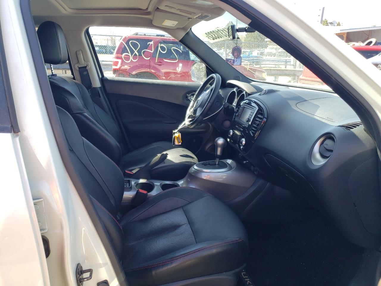 Photo 5 from auction – 2012 NISSAN JUKE S with VIN JN8AF5MV8CT111733