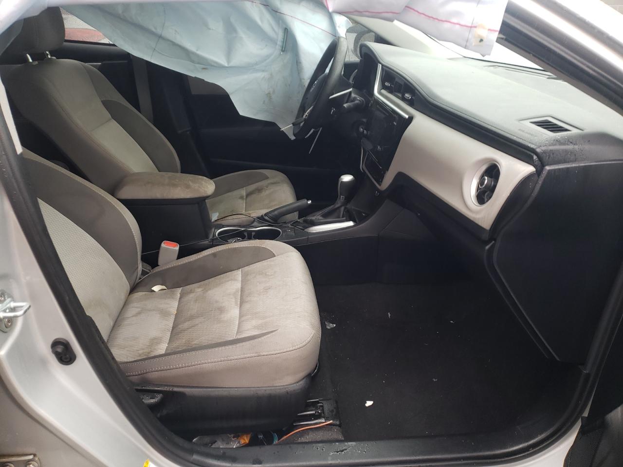 Photo 5 from auction – 2017 TOYOTA COROLLA L with VIN 2T1BURHEXHC946951