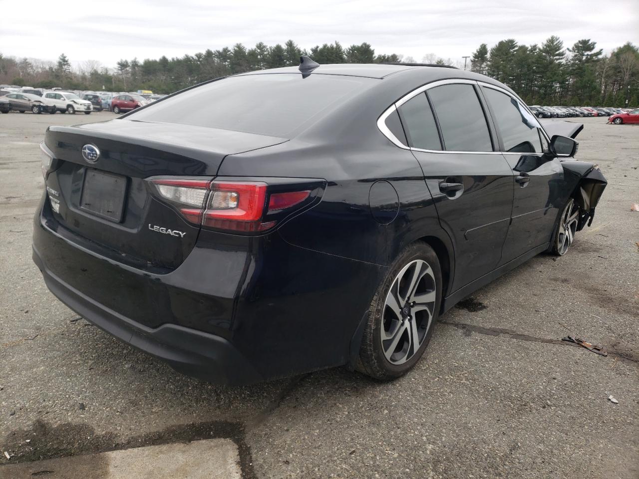 Photo 4 from auction – 2021 SUBARU LEGACY LIM with VIN 4S3BWAN67M3003170