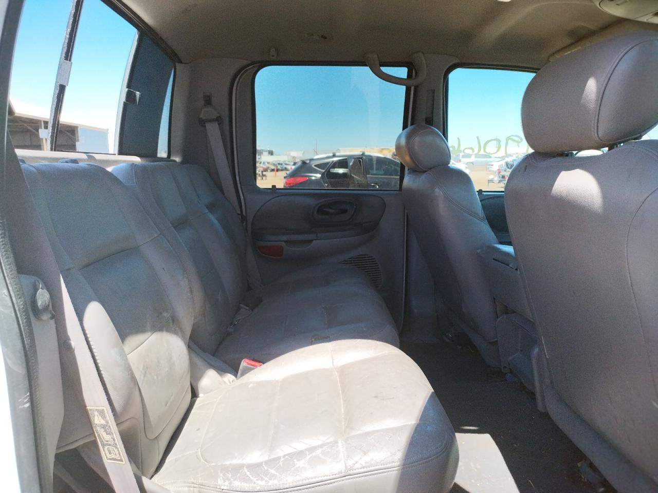Photo 6 from auction – 2001 FORD F150 SUPER with VIN 1FTRW08L21KB08985