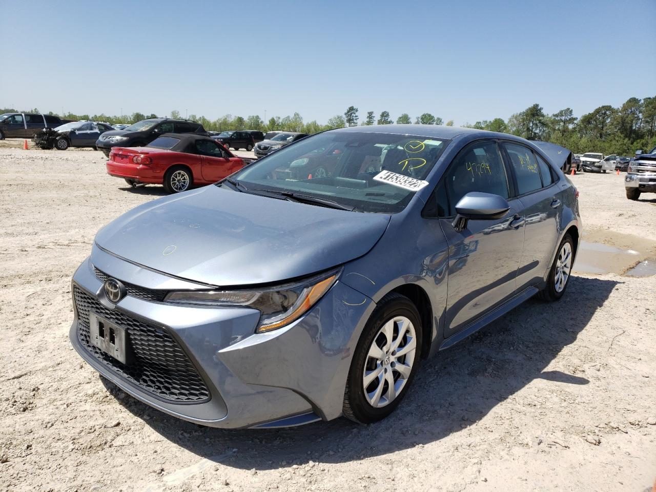Photo 2 from auction – 2020 TOYOTA COROLLA LE with VIN 5YFEPRAE1LP100747