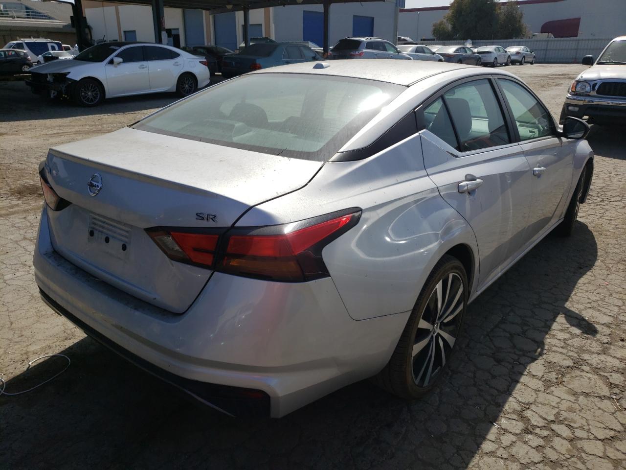 Photo 4 from auction – 2019 NISSAN ALTIMA SR with VIN 1N4BL4CV2KC178790