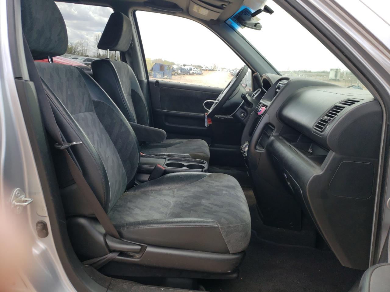 Photo 5 from auction – 2002 HONDA CR-V EX with VIN JHLRD78812C044804