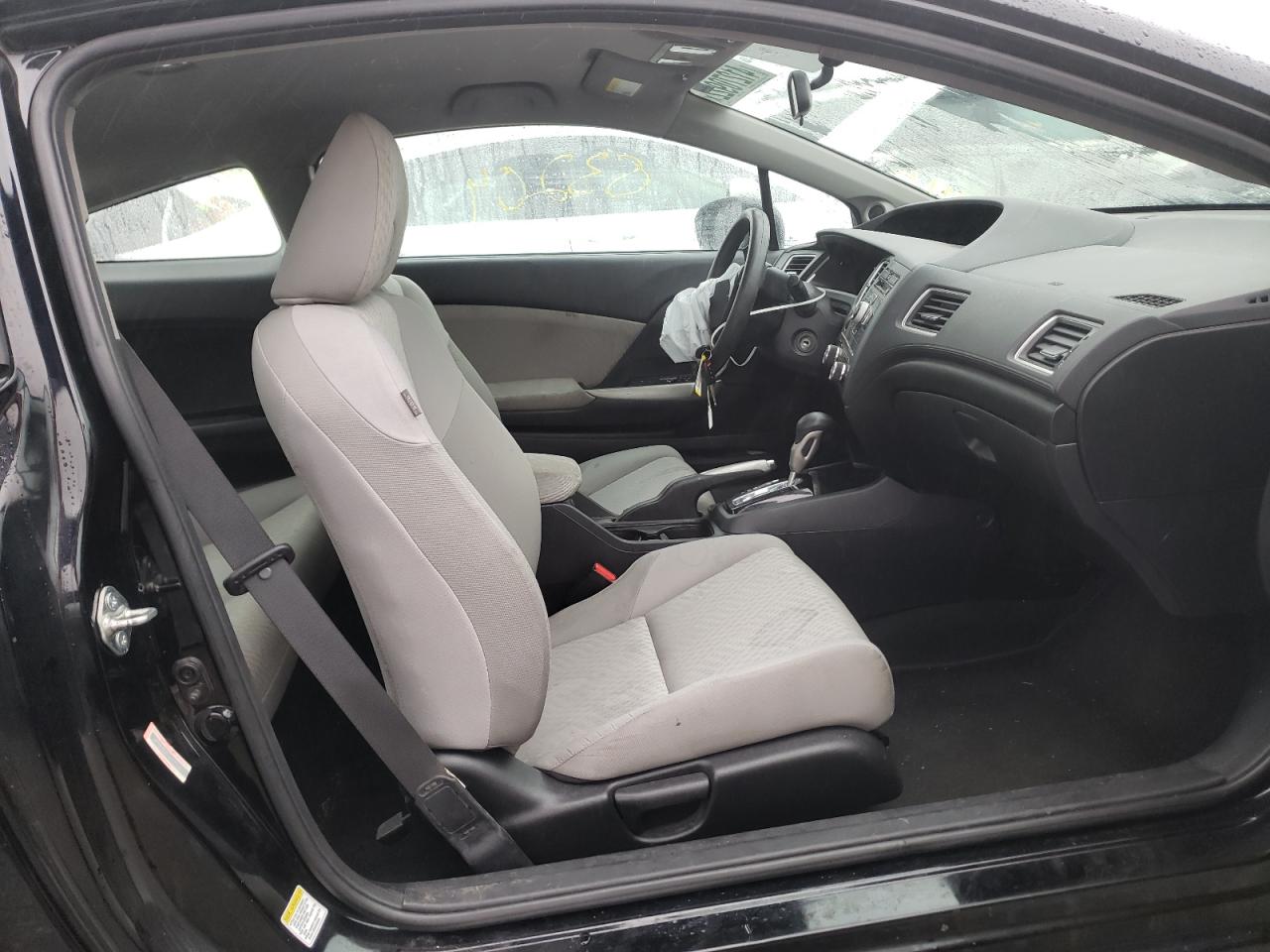 Photo 5 from auction – 2015 HONDA CIVIC LX with VIN 2HGFG3B51FH528071