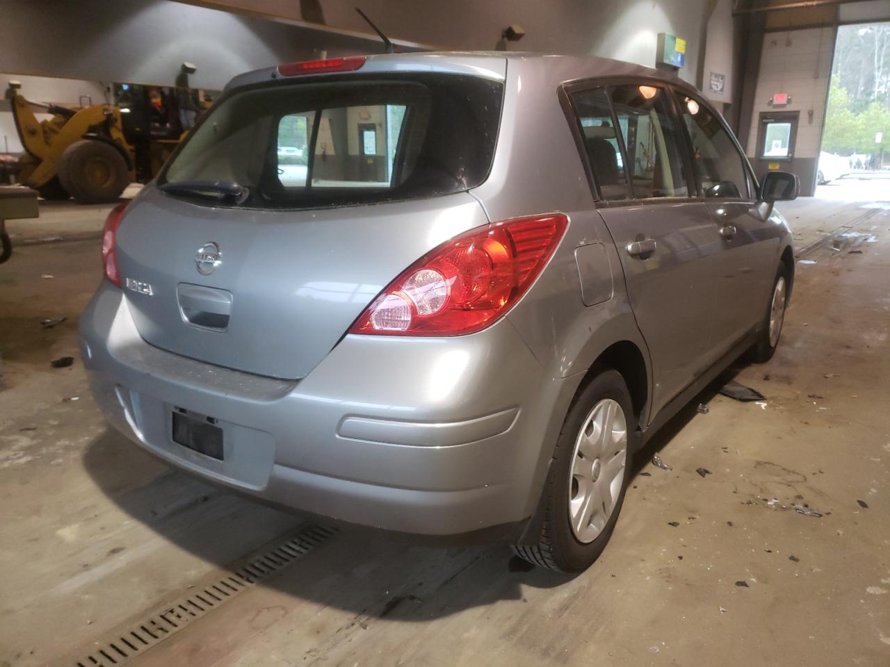 Photo 4 from auction – 2011 NISSAN VERSA S with VIN 3N1BC1CP4BL483841