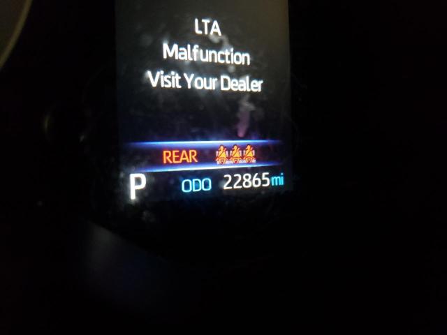 Photo 8 from auction – 2020 TOYOTA COROLLA LE with VIN 5YFEPRAE4LP087640