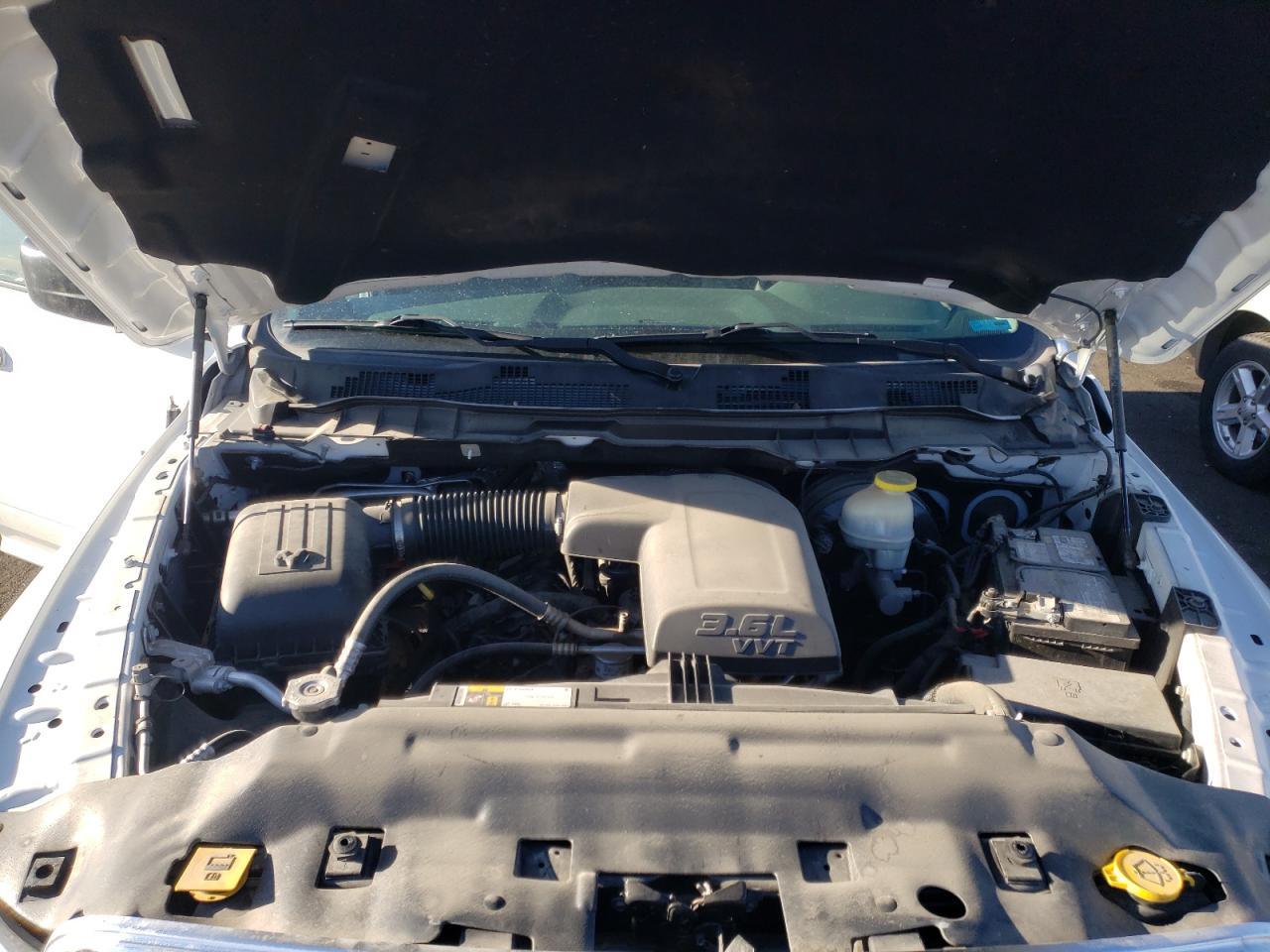 Photo 7 from auction – 2017 RAM 1500 SLT with VIN 1C6RR7LG2HS696527
